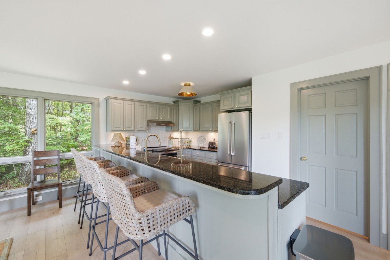 Spacious kitchen at Fox Hollow